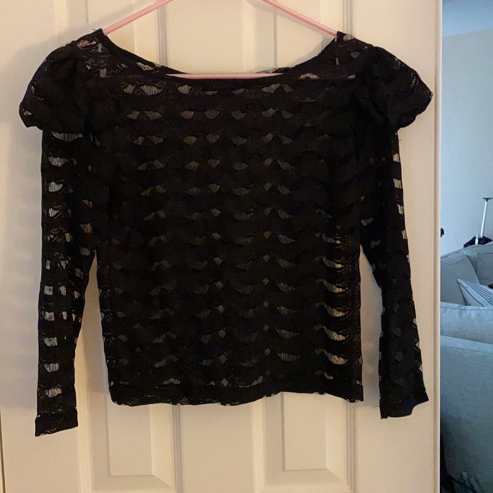 Puff sleeve sheer long sleeve